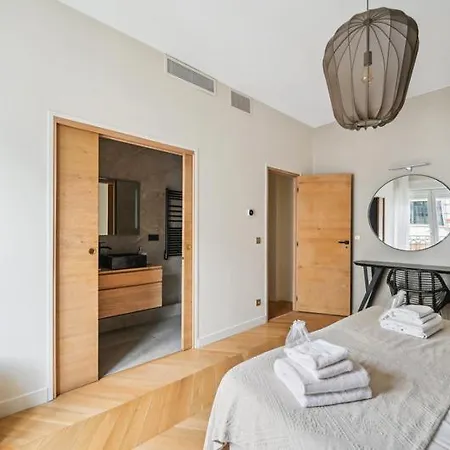 Appartement 293 Arc De Triomphe - Superb *