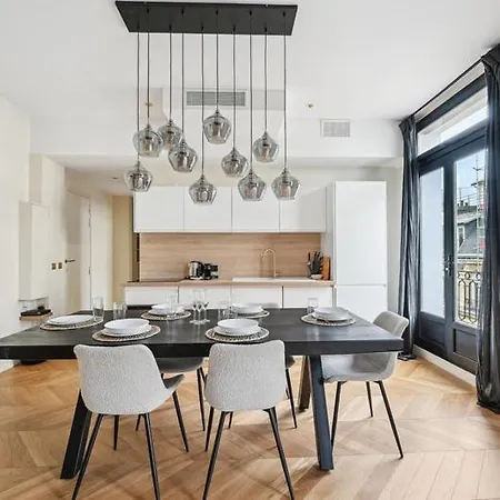 293 Arc De Triomphe - Superb Apartment